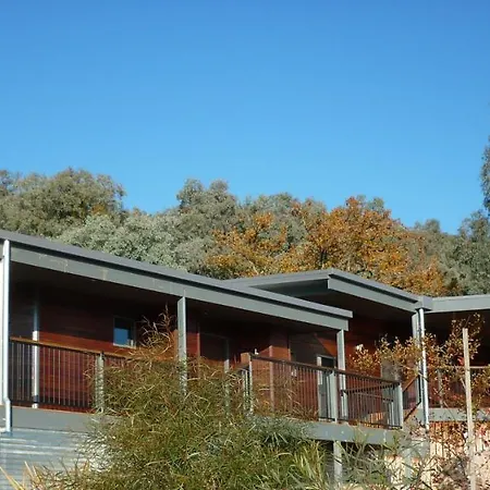 Saje'S House & Pod Villa Myrtleford Exterior photo